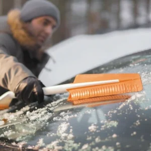 Bon marché ⭐ BROSSE ET GRATTOIR À NEIGE SNOWXPERT™ FISKARS – 1019352 ? 7